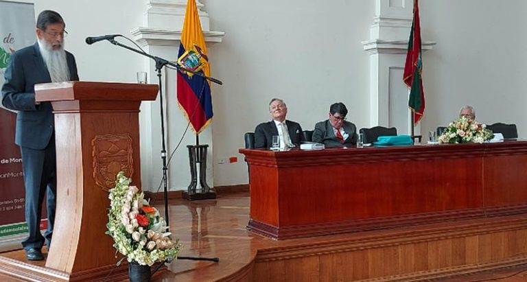 PRESENTACIÓN-DEL-LIBRO-DICHOS-Y-MODISMOS-DEL-HABLA-ECUATORIANA